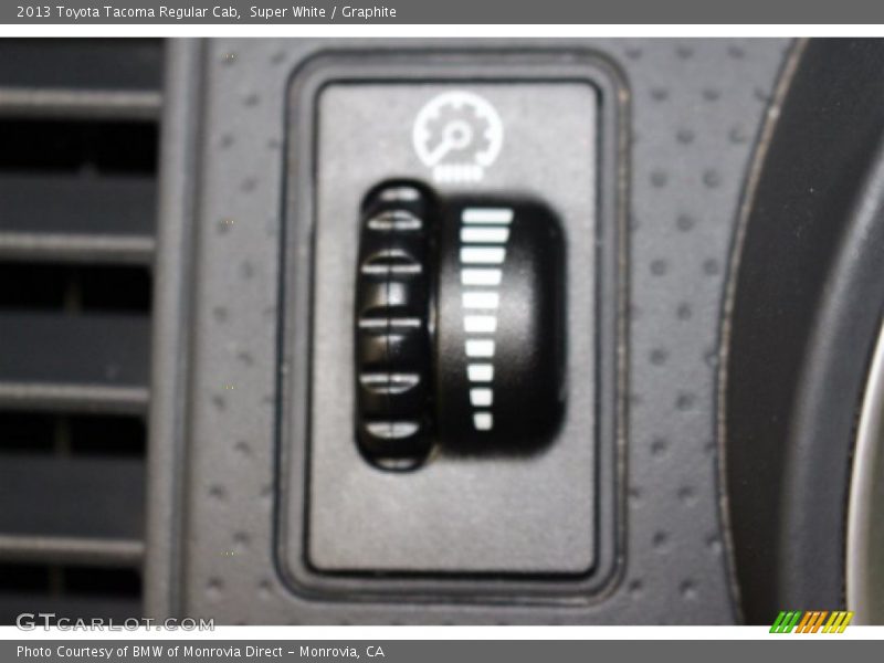 Super White / Graphite 2013 Toyota Tacoma Regular Cab