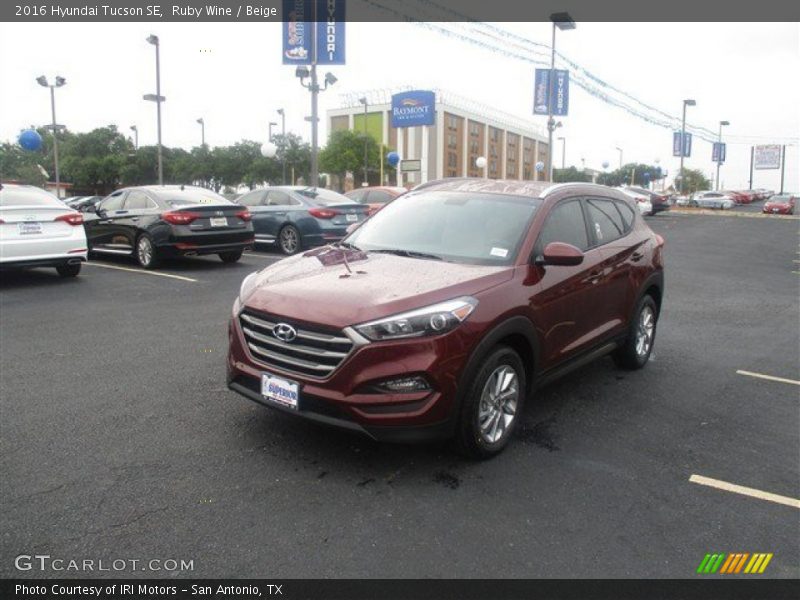 Ruby Wine / Beige 2016 Hyundai Tucson SE