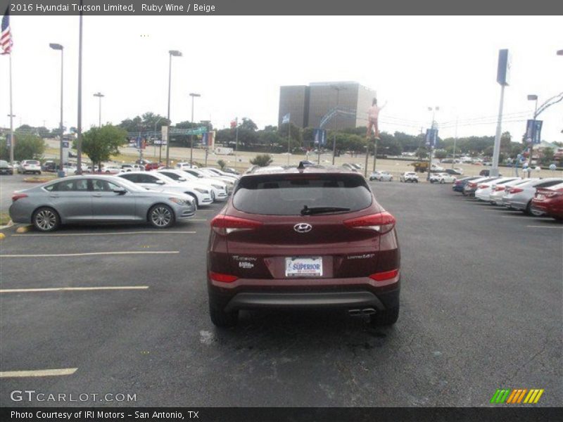 Ruby Wine / Beige 2016 Hyundai Tucson Limited