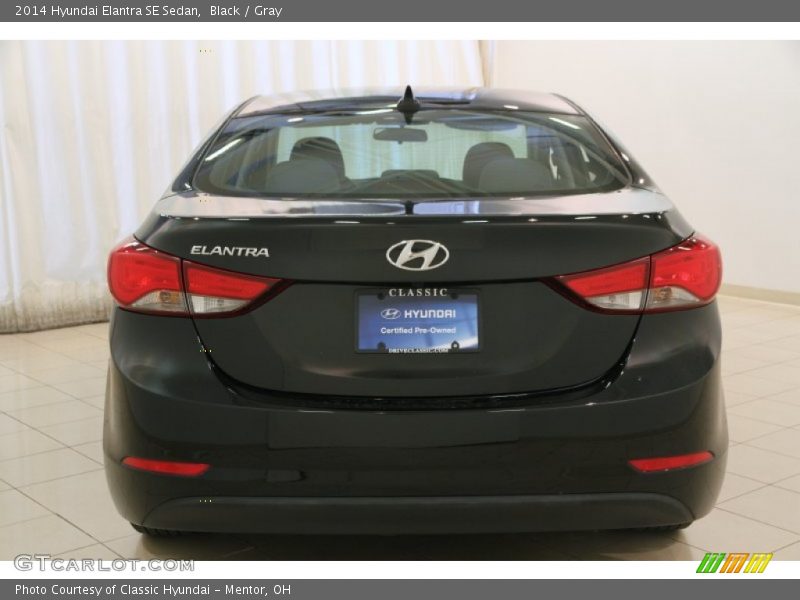 Black / Gray 2014 Hyundai Elantra SE Sedan