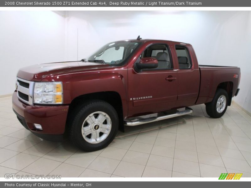 Front 3/4 View of 2008 Silverado 1500 Z71 Extended Cab 4x4