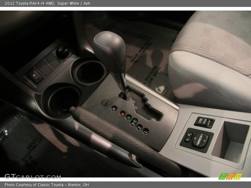 Super White / Ash 2012 Toyota RAV4 I4 4WD