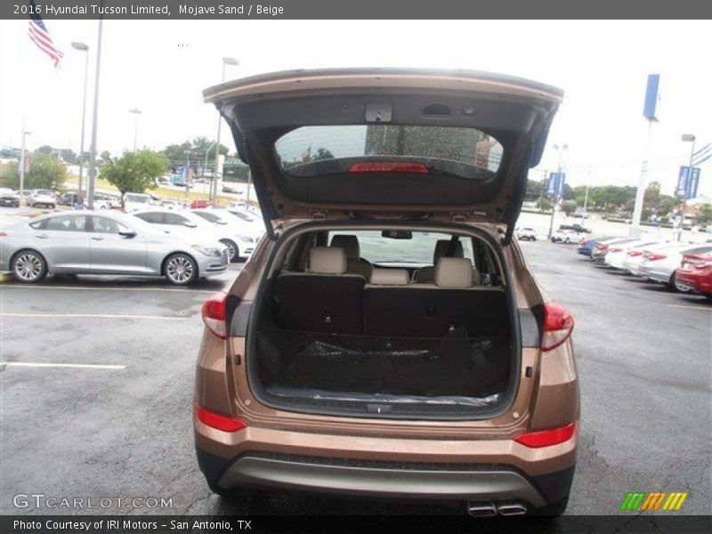  2016 Tucson Limited Trunk