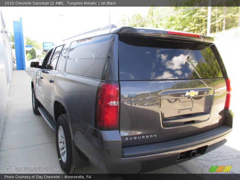 Tungsten Metallic / Jet Black 2016 Chevrolet Suburban LS 4WD
