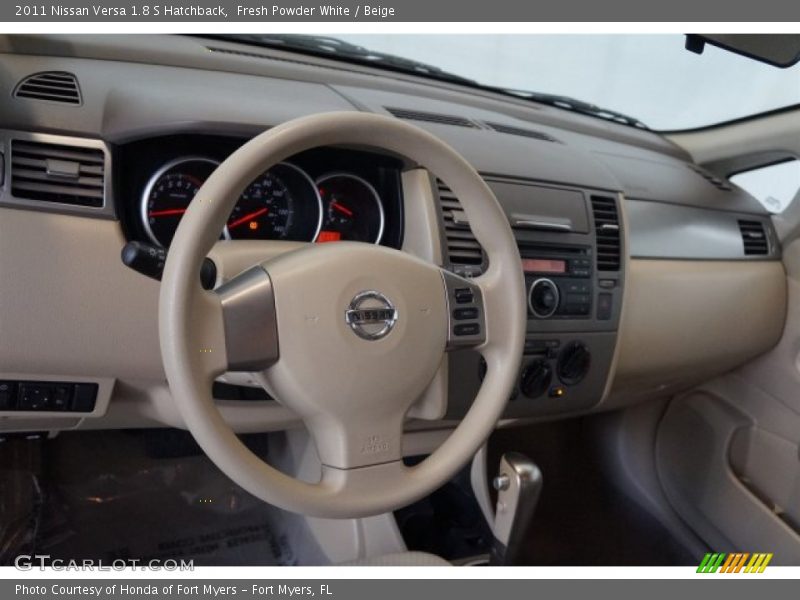 Fresh Powder White / Beige 2011 Nissan Versa 1.8 S Hatchback