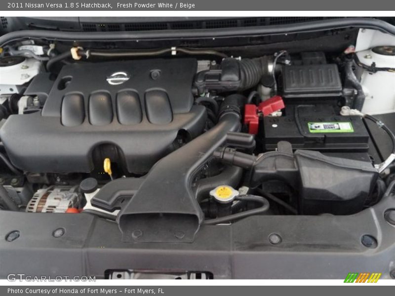 Fresh Powder White / Beige 2011 Nissan Versa 1.8 S Hatchback