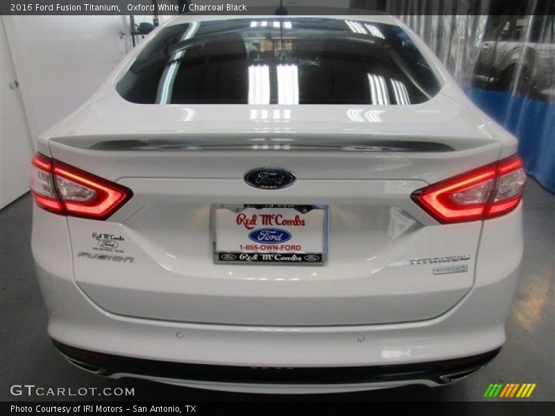 Oxford White / Charcoal Black 2016 Ford Fusion Titanium