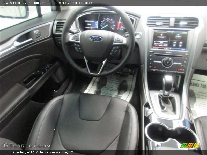Oxford White / Charcoal Black 2016 Ford Fusion Titanium