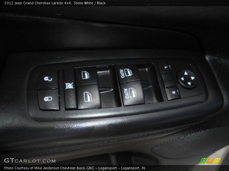 Stone White / Black 2012 Jeep Grand Cherokee Laredo 4x4