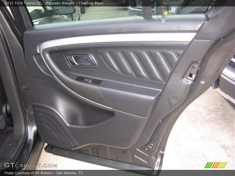 Magnetic Metallic / Charcoal Black 2015 Ford Taurus SEL