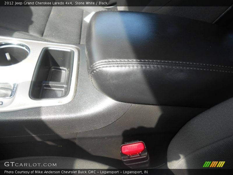 Stone White / Black 2012 Jeep Grand Cherokee Laredo 4x4