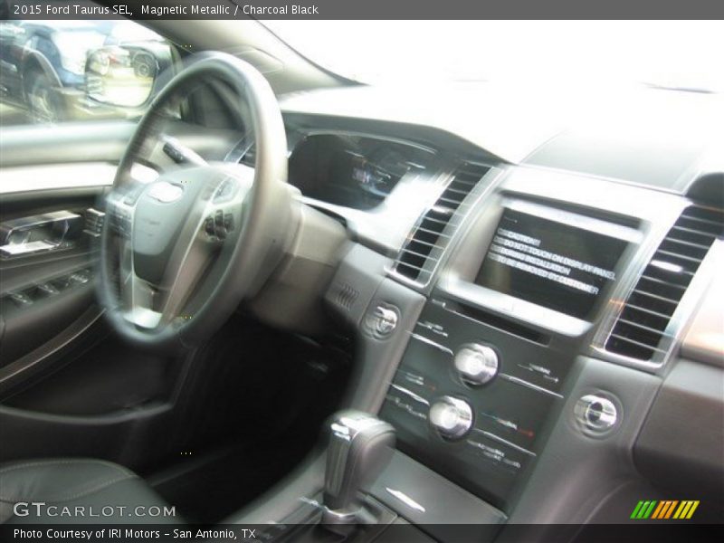 Magnetic Metallic / Charcoal Black 2015 Ford Taurus SEL