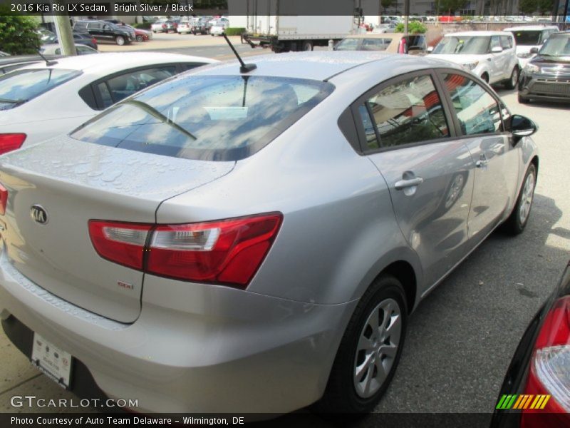 Bright Silver / Black 2016 Kia Rio LX Sedan