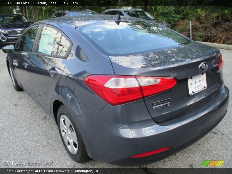 Steel Blue / Black 2016 Kia Forte LX Sedan