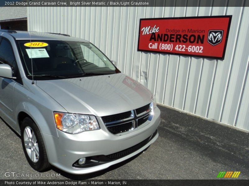 Bright Silver Metallic / Black/Light Graystone 2012 Dodge Grand Caravan Crew