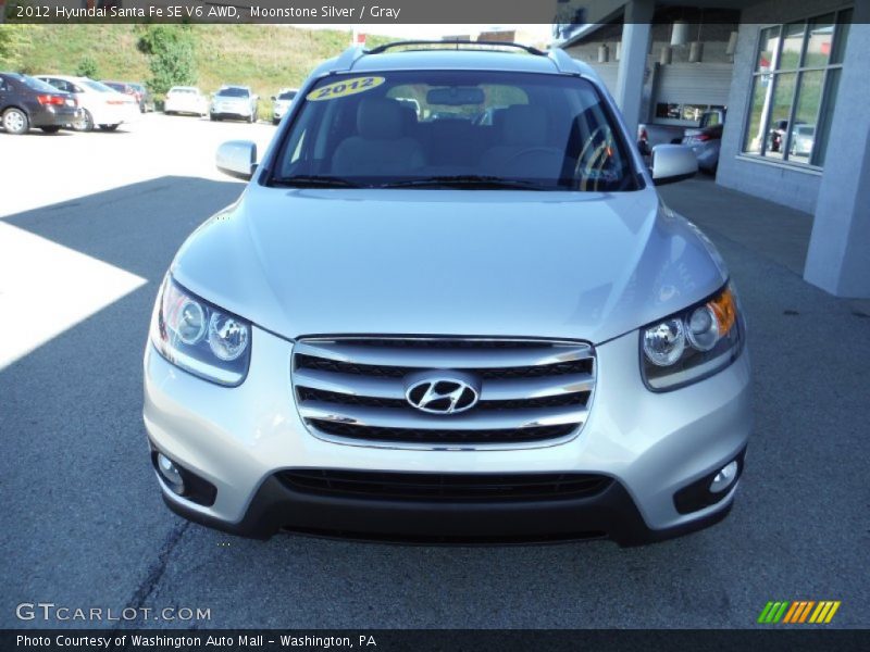 Moonstone Silver / Gray 2012 Hyundai Santa Fe SE V6 AWD