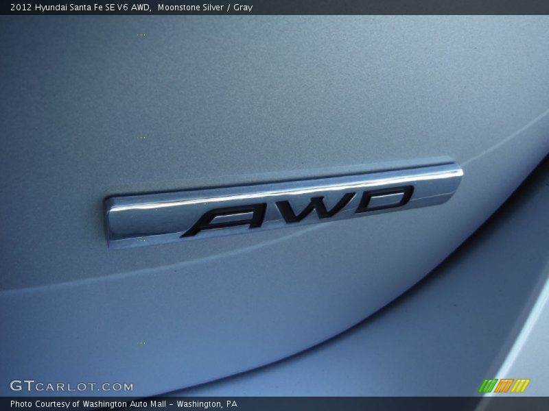 Moonstone Silver / Gray 2012 Hyundai Santa Fe SE V6 AWD