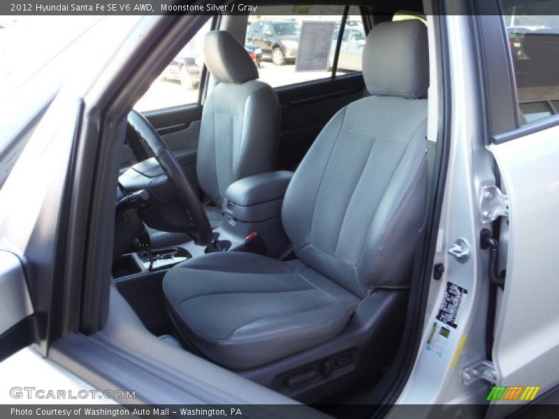 Moonstone Silver / Gray 2012 Hyundai Santa Fe SE V6 AWD