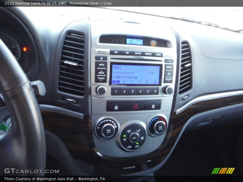 Moonstone Silver / Gray 2012 Hyundai Santa Fe SE V6 AWD