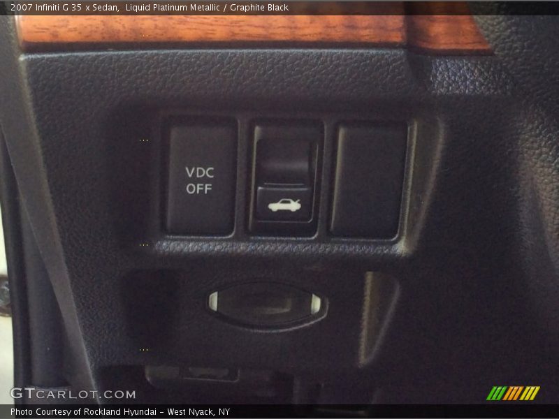 Liquid Platinum Metallic / Graphite Black 2007 Infiniti G 35 x Sedan