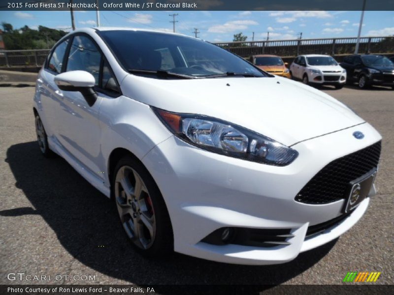 Oxford White / ST Charcoal Black 2015 Ford Fiesta ST Hatchback
