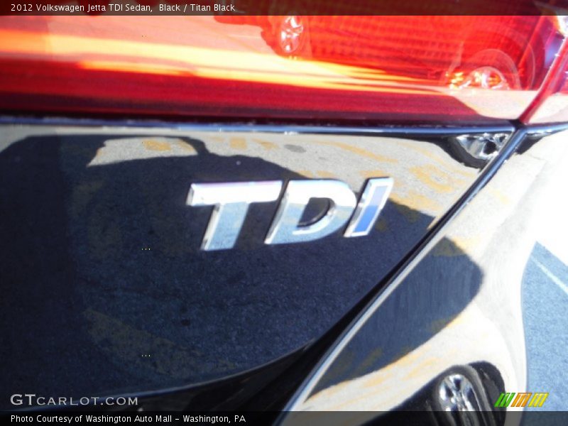 Black / Titan Black 2012 Volkswagen Jetta TDI Sedan