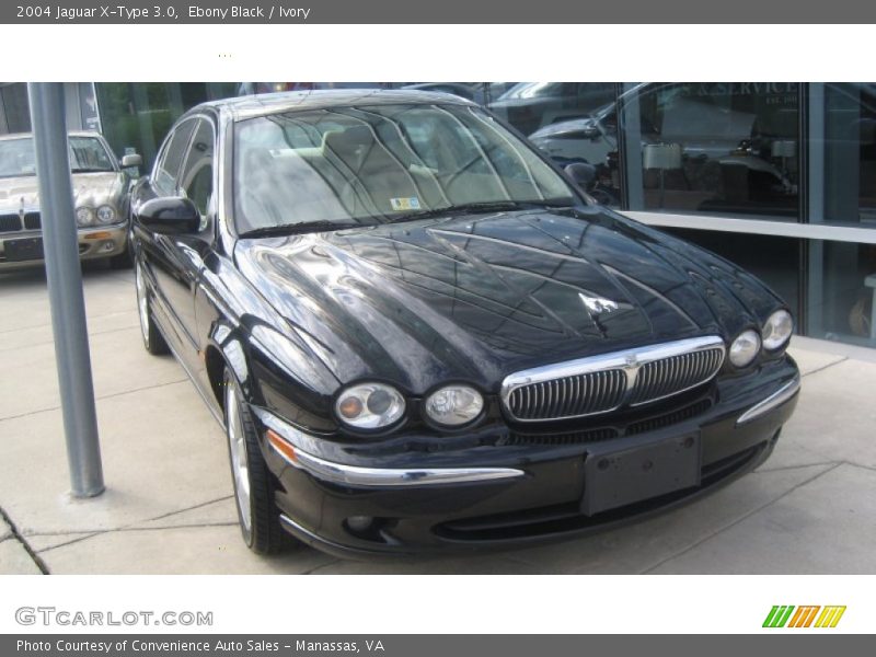 Ebony Black / Ivory 2004 Jaguar X-Type 3.0