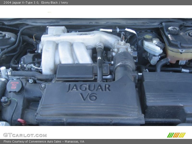 Ebony Black / Ivory 2004 Jaguar X-Type 3.0