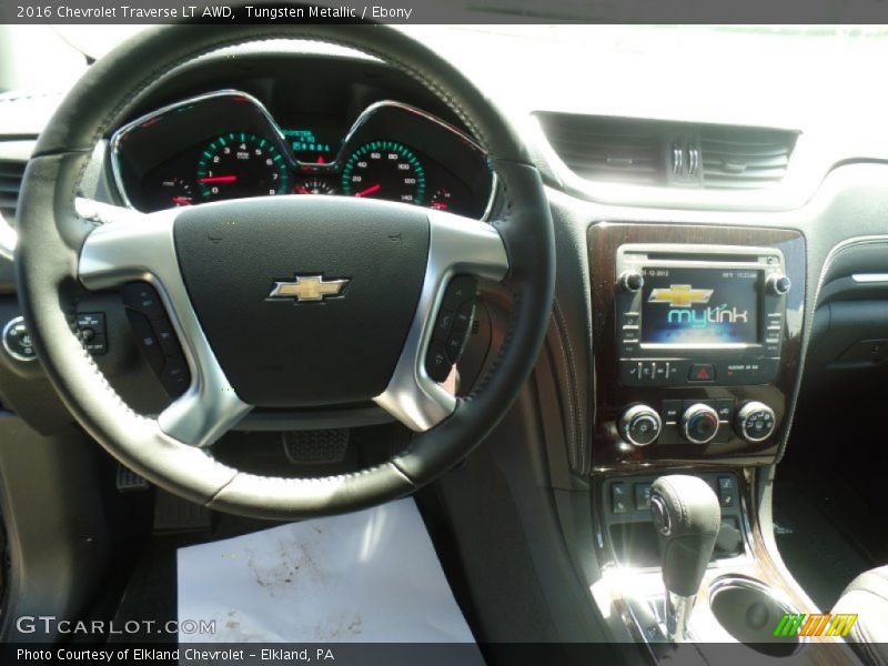 Tungsten Metallic / Ebony 2016 Chevrolet Traverse LT AWD