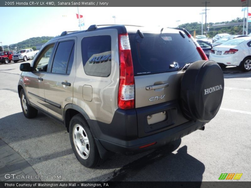 Sahara Sand Metallic / Ivory 2005 Honda CR-V LX 4WD