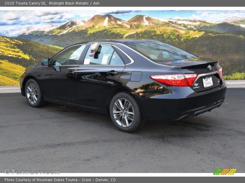 Midnight Black Metallic / Ash 2016 Toyota Camry SE