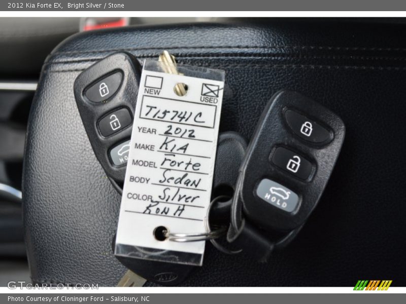 Bright Silver / Stone 2012 Kia Forte EX