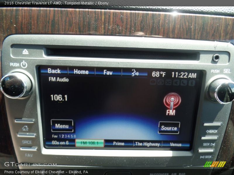 Tungsten Metallic / Ebony 2016 Chevrolet Traverse LT AWD