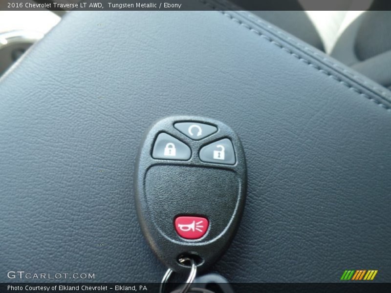 Tungsten Metallic / Ebony 2016 Chevrolet Traverse LT AWD