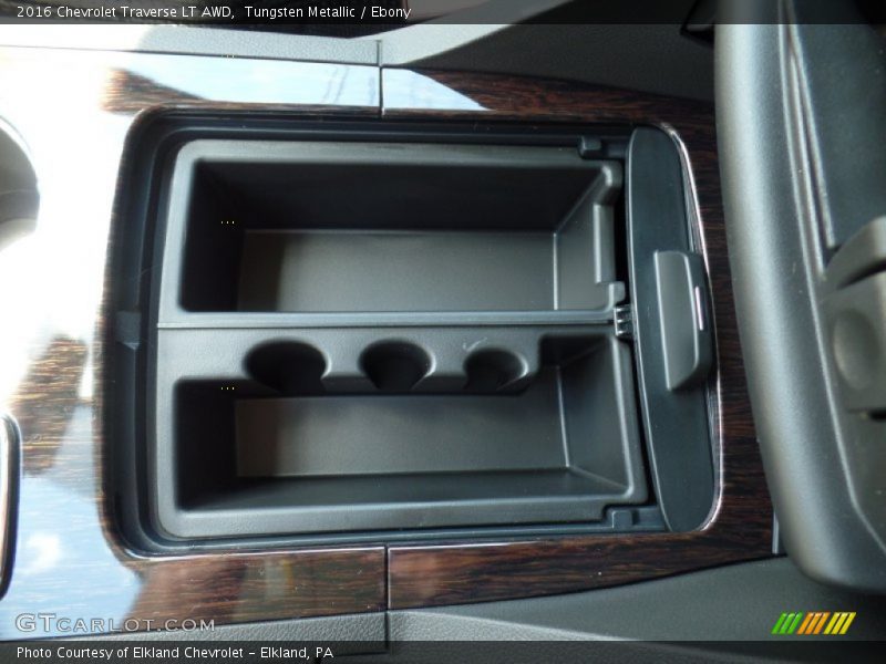 Tungsten Metallic / Ebony 2016 Chevrolet Traverse LT AWD