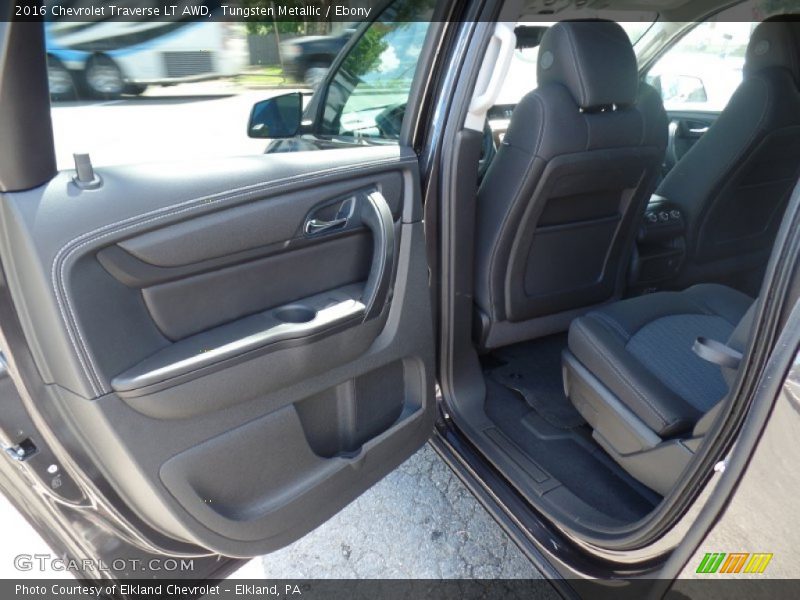 Tungsten Metallic / Ebony 2016 Chevrolet Traverse LT AWD