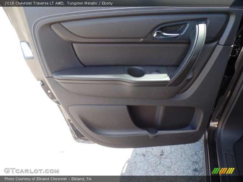 Tungsten Metallic / Ebony 2016 Chevrolet Traverse LT AWD