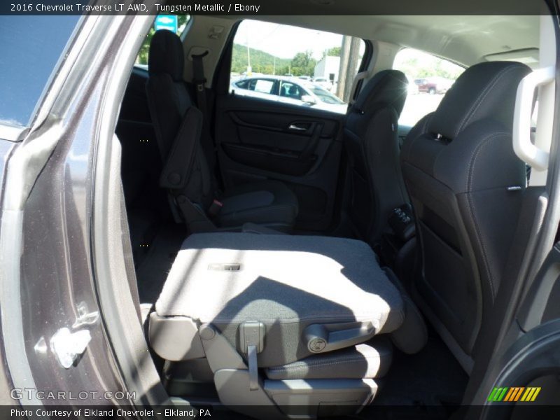 Tungsten Metallic / Ebony 2016 Chevrolet Traverse LT AWD