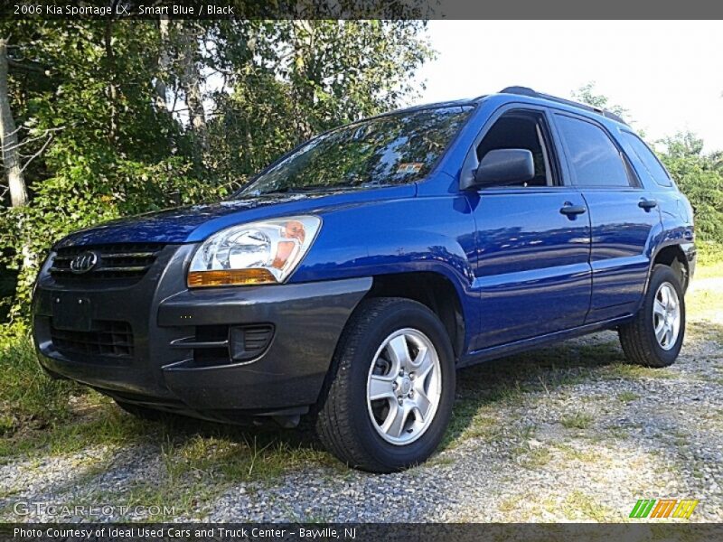 Front 3/4 View of 2006 Sportage LX