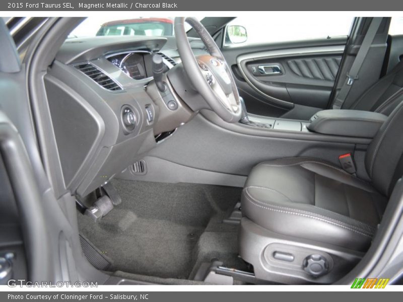 Magnetic Metallic / Charcoal Black 2015 Ford Taurus SEL