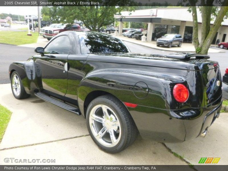 Smokin' Asphalt Black / Ebony Black 2005 Chevrolet SSR