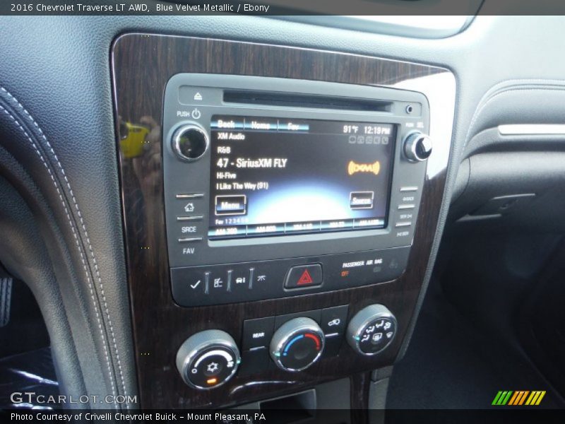 Blue Velvet Metallic / Ebony 2016 Chevrolet Traverse LT AWD