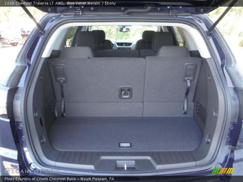 Blue Velvet Metallic / Ebony 2016 Chevrolet Traverse LT AWD