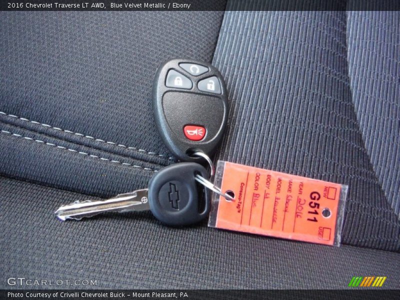 Blue Velvet Metallic / Ebony 2016 Chevrolet Traverse LT AWD