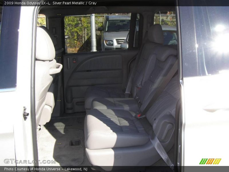 Silver Pearl Metallic / Gray 2009 Honda Odyssey EX-L