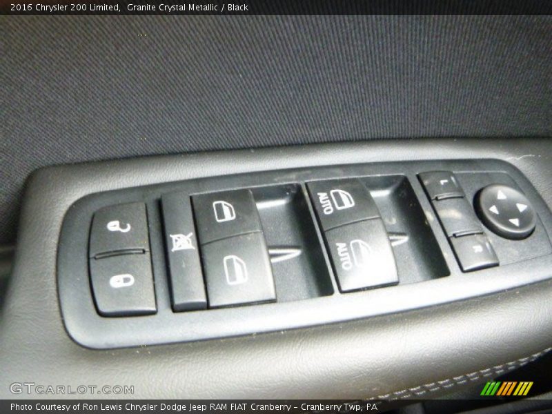Granite Crystal Metallic / Black 2016 Chrysler 200 Limited