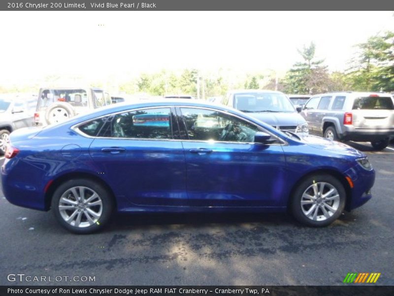 Vivid Blue Pearl / Black 2016 Chrysler 200 Limited