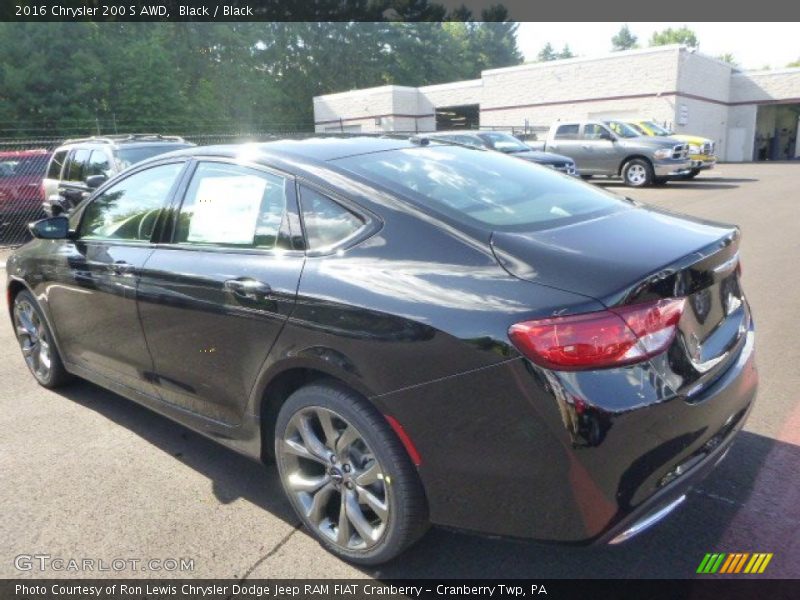 Black / Black 2016 Chrysler 200 S AWD