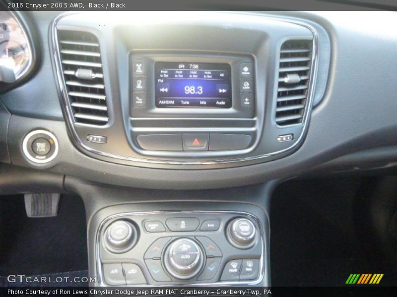 Black / Black 2016 Chrysler 200 S AWD