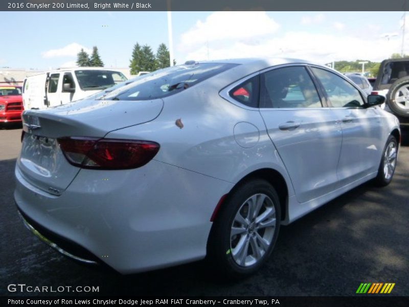 Bright White / Black 2016 Chrysler 200 Limited